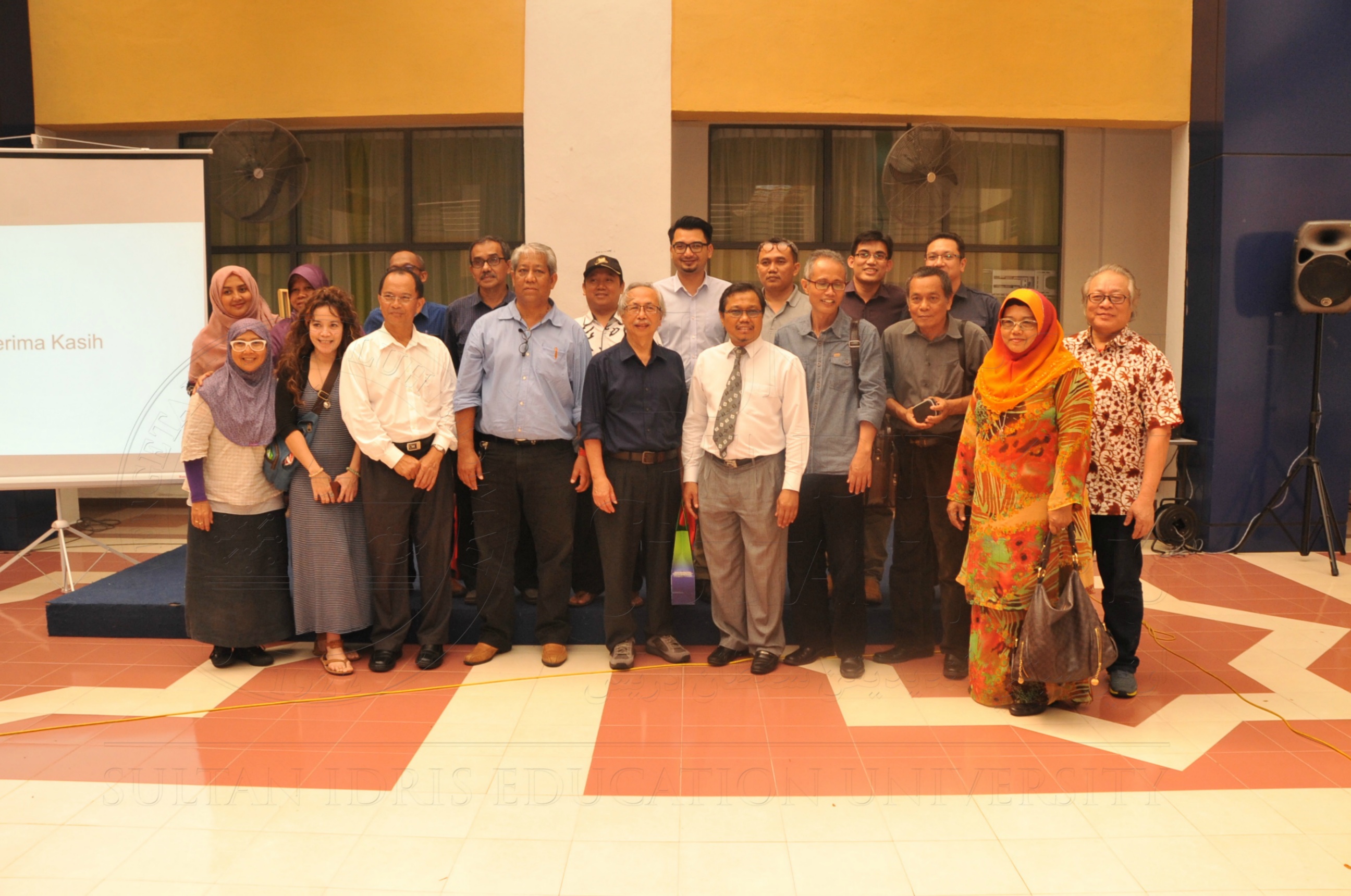 PRO15 173 ESE HAS 2235